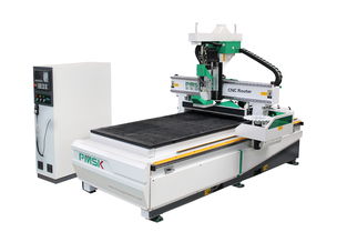 定制家具廠為啥采購數(shù)控開料機(jī),開料機(jī)如何保養(yǎng)和維護(hù)